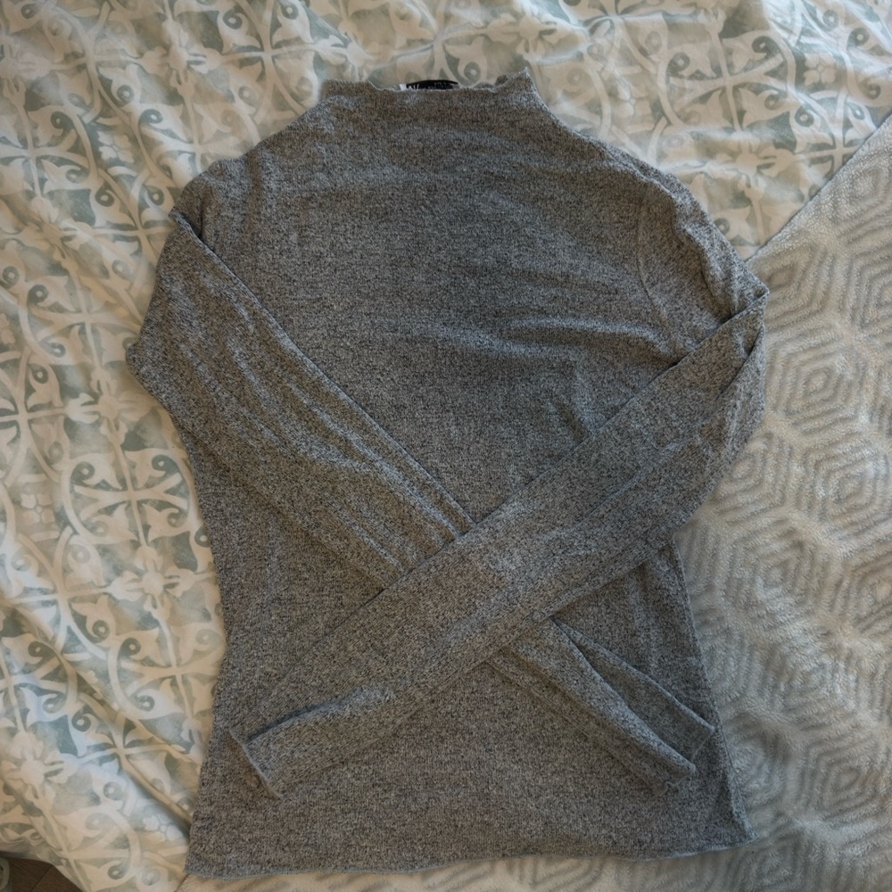 Zara - Gray Women's Sweater